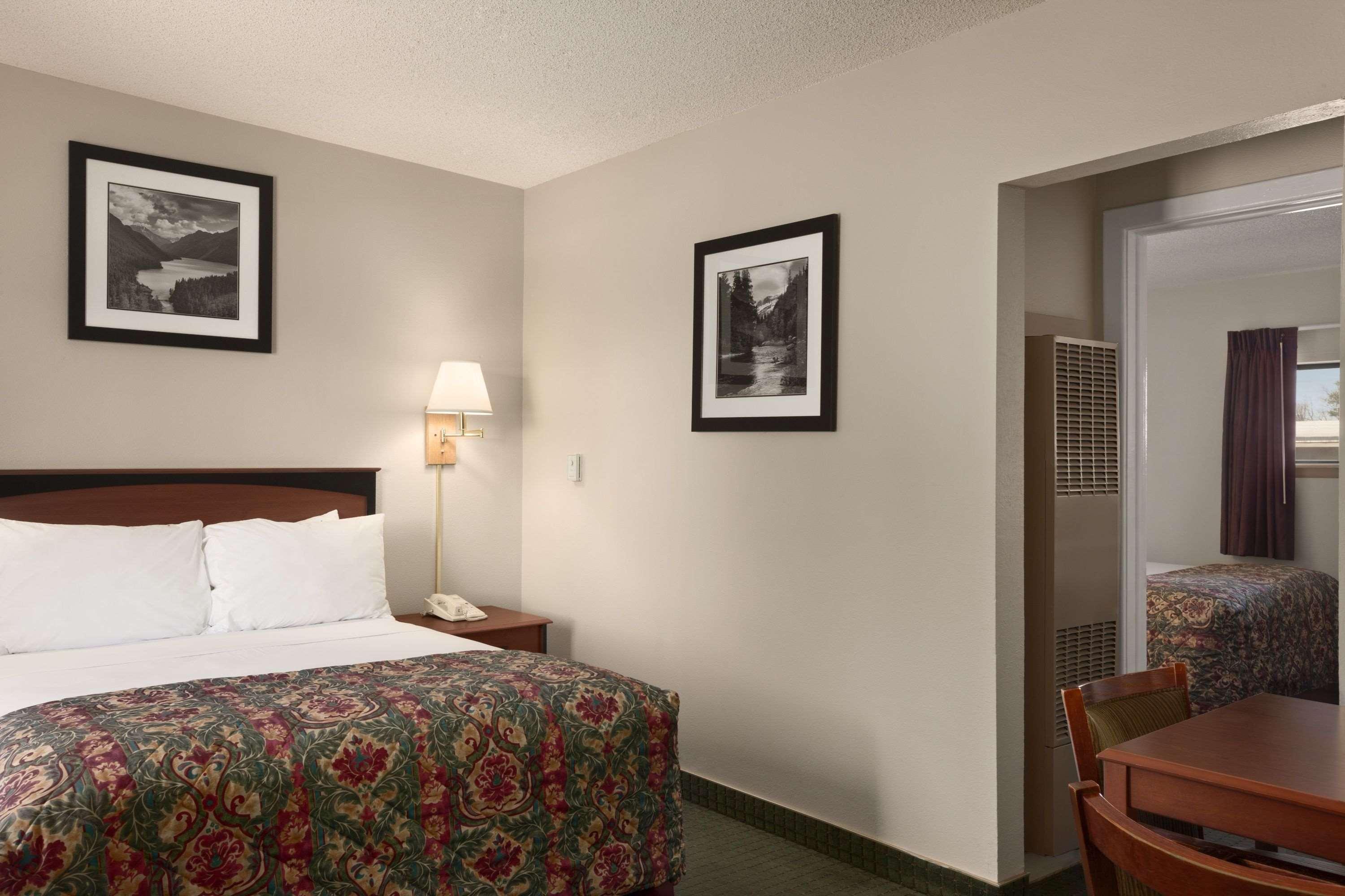 Days Inn By Wyndham Cortez Exterior foto